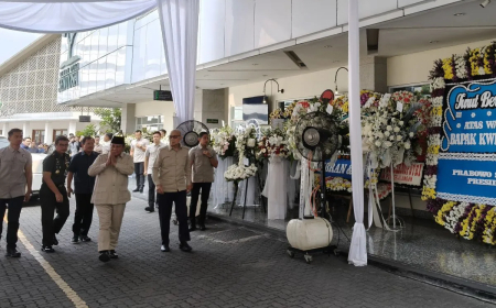 Presiden Prabowo Melayat ke Rumah Duka Kwik Kian Gie, Sosok Ekonom Kritis dan Tokoh Bangsa