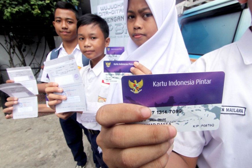 PKH Dapat Bonus! Anak Bisa Sekolah Gratis Sampai Kuliah