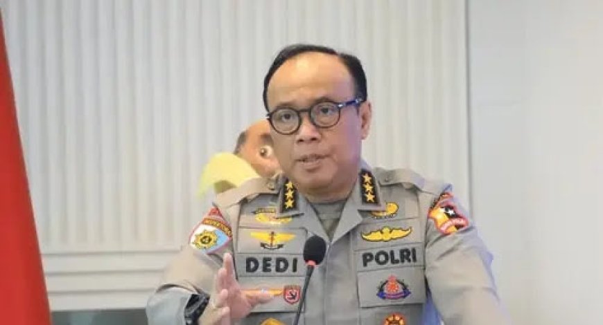 Komjen Dedi Jadi Wakapolri: Polisi Penulis Buku Terbanyak!