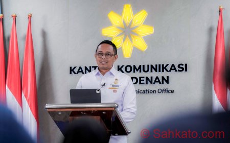 Hotman Paris Siap Buktikan Nadiem Tak Bersalah di Kasus Chromebook