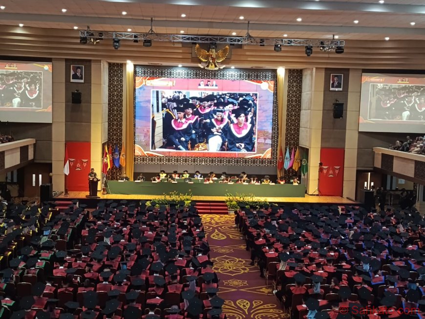 Dari Padang untuk Indonesia! Ribuan Wisudawan UNES-AAI Siap Wujudkan Visi Emas 2045