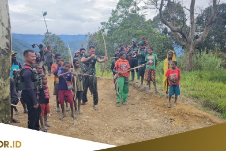 Satgas Yonif 113 Jaya Sakti Gelar Lomba Memanah, Anak Muda Papua Kembali Dekat dengan Tradisi Berburu