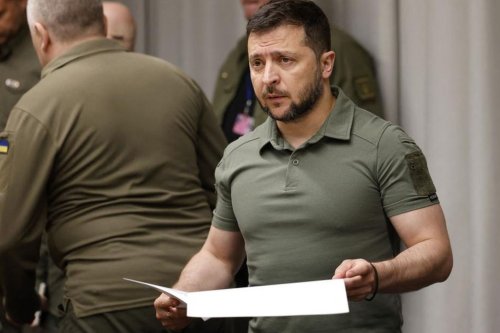 Zelensky Umumkan Pergantian Panglima Militer Ukraina