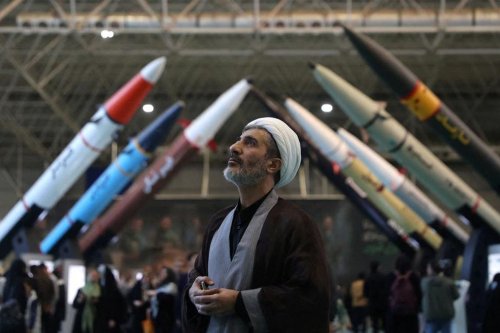 Iran Pamerkan Sistem Pertahanan Udara Baru di Tengah Konflik dengan AS