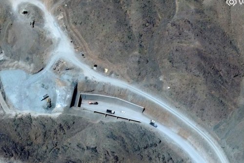 Iran Peringatkan AS akan Serangan Balasan jika Fasilitas Nuklir Diserang