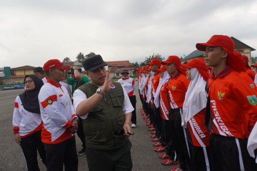 Wali Kota Padang Panjang Tinjau Latihan 65 Calon Paskibraka Jelang HUT RI ke-81