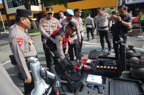 Kapolresta Padang Periksa Kesiapan Personel dan Peralatan, Siaga Hadapi Karhutla hingga Demo
