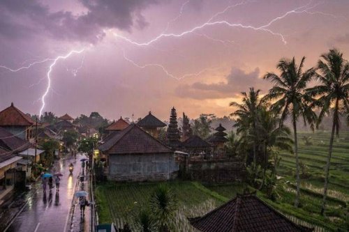 BMKG: Sejumlah Wilayah Sumatera Barat Berpotensi Hujan Petir pada Awal Agustus