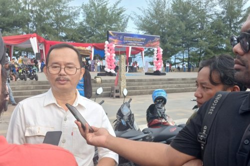 Hari Pengayoman ke-81, Kanwil Kemenkum Sumbar Hadirkan Layanan Hukum Gratis di Pantai Padang