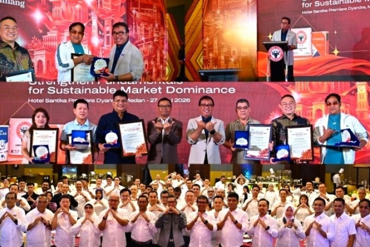 PT Semen Padang Gelar Distributor Summit AP 1 di Medan untuk Perkuat Jaringan Distribusi
