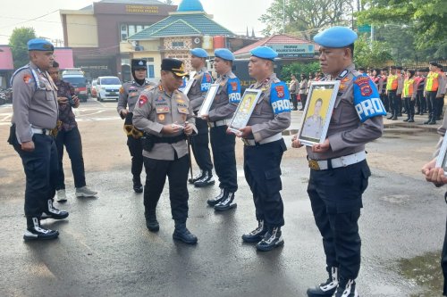 Delapan Personel Polresta Padang Dipecat Tidak Hormat, Kapolresta Beri Peringatan Tegas