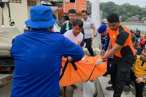 Kebakaran Kapal TB Simponi di Perairan Padang, Satu Kru Tewas dan Sembilan Selamat