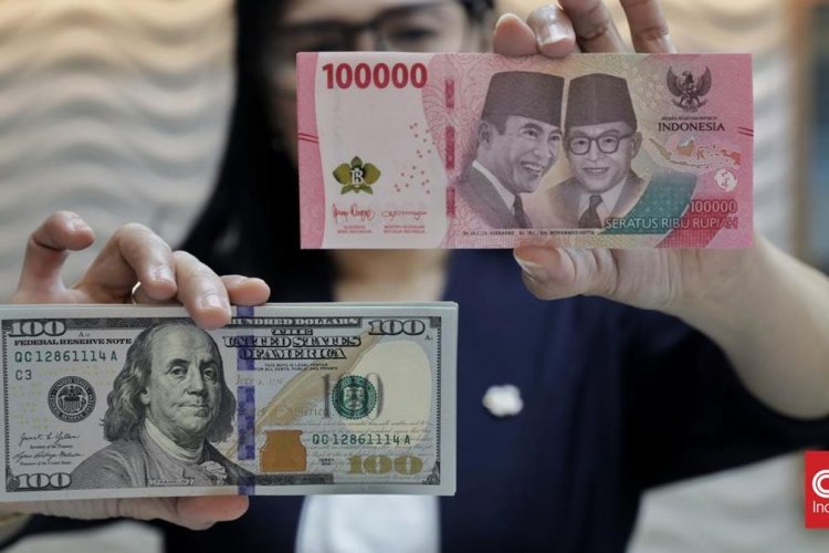 Rupiah Terpuruk ke Rp17.721 per Dolar AS, Sentimen Risk-Off Global Jadi Pemicunya