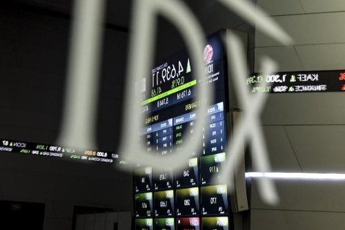 Dua Skenario IHSG di Akhir Pekan: Analis Sebut Peluang Menguat Masih Terbuka