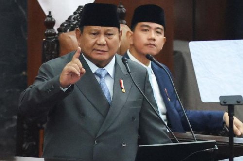 Prabowo Putuskan 13 GW PLTD Dipensiunkan, Ganti PLTS 30 GW Tahun Ini