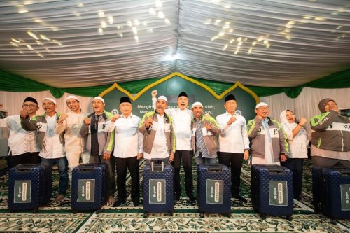 Menhub Dudy Purwagandhi Apresiasi Gojek, 70 Mitra Driver Legend Siap Berangkat Umrah