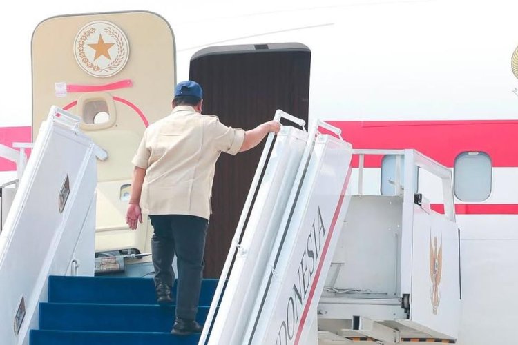 Prabowo Terbang ke Kalimantan, Bagikan Tugas ke TNI-Polri untuk Padamkan Karhutla