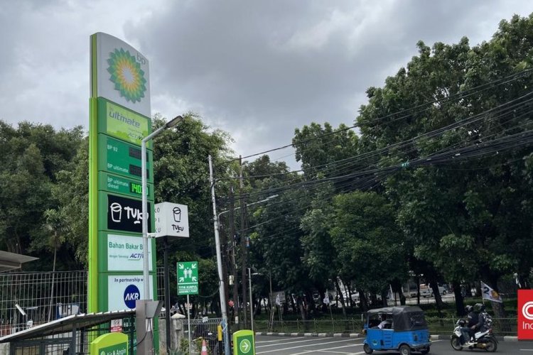 Harga BBM di SPBU BP-AKR Turun per 1 Agustus, BP Ultimate Diesel Justru Naik