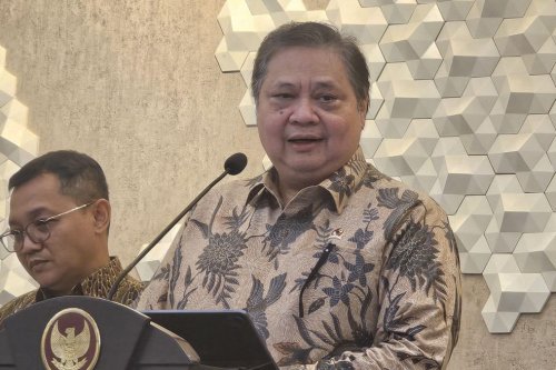 Airlangga Sebut Wisatawan RI Belanja Rp118,6 T di Luar Negeri, Pemerintah Dorong Wisata Belanja