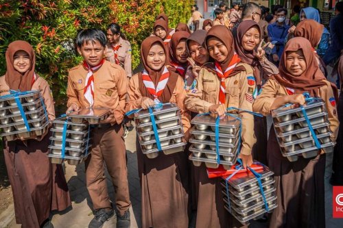 Guru SMPN 23 Surabaya Sebut Makan Bergizi Gratis Bagian dari Cara Mempertahankan Kemerdekaan
