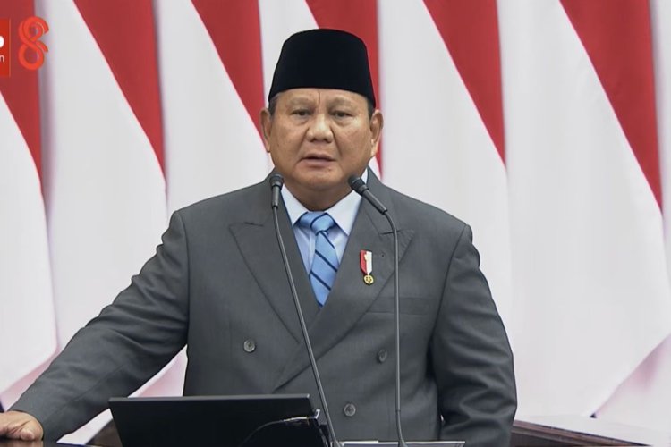 Prabowo: Bangun PLTS 100 GW, Negara Bisa Hemat Rp73 Triliun per Tahun
