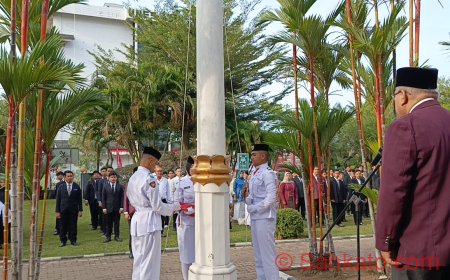 Khidmat! Universitas Ekasakti Peringati HUT ke-81 RI dengan Upacara Bendera