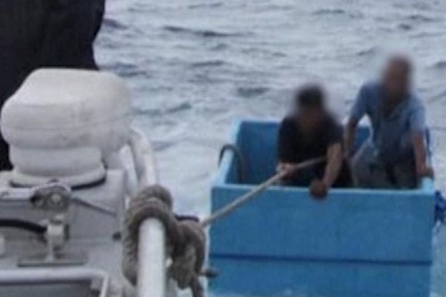 Dua Nelayan Selamat Setelah 5 Hari Terombang-ambing di Laut, Bertahan Hidup di Atas Kotak Pendingin