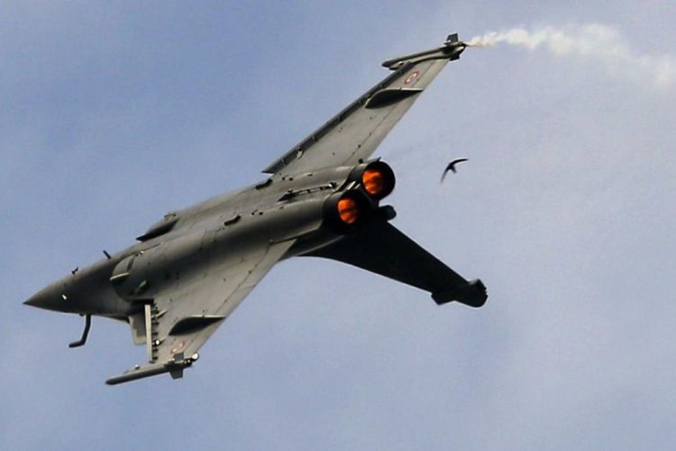 J-16 China Uji Tanding Lawan Rafale Mesir, Penempatan Perdana di Luar Asia