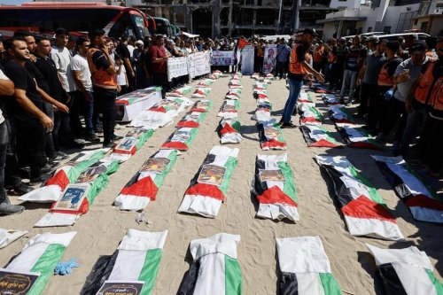 50 Jenazah Korban Serangan Israel di Gaza Akhirnya Dimakamkan, Warga Palestina Berkabung