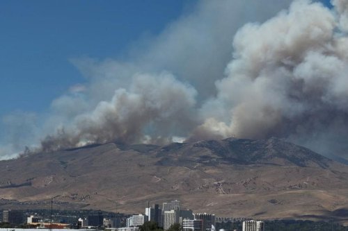 42 Ribu Warga Reno Mengungsi, Kebakaran Hawk di Nevada AS Makin Meluas