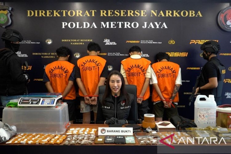 Polda Metro Jaya Bongkar Jaringan Tembakau Sintetis, Empat Tersangka Ditangkap
