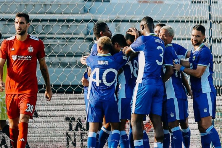 Jadwal Padat Menanti Persib di Musim 2026/2027, Empat Kompetisi Harus Dijalani