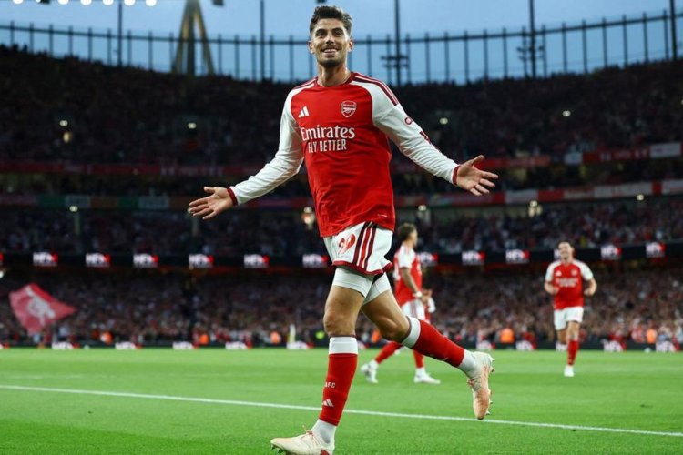 Brighton Puncaki Klasemen Liga Inggris, MU Terancam Degradasi di Pekan Pertama