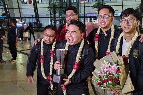 Duet Akbar Paudie dan Elga Cahya Bawa Indonesia Juara FIFAe Continental Championship 2026