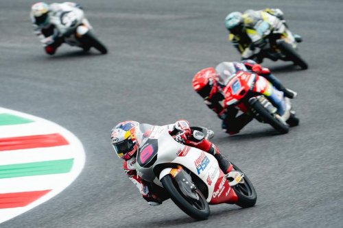 Veda Ega Siap Hadapi Moto3 Aragon, Peluang Tembus 100 Poin di Sirkuit Motorland