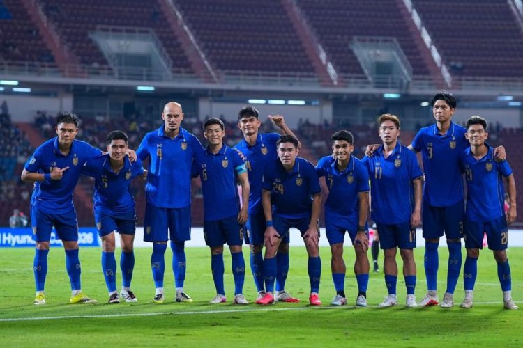 Tertinggal 0-2, Pelatih Thailand Tegaskan Timnya ke Vietnam demi Misi Comeback di Final Piala AFF 2026