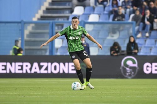 Jay Idzes Belum Pasti Tampil di Laga Perdana Sassuolo, Pelatih Pilih Hati-Hati
