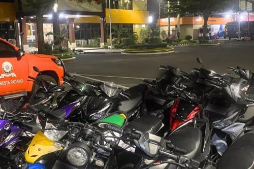 Polresta Padang Amankan 20 Motor Knalpot Brong, Diduga untuk Balap Liar di Khatib Sulaiman