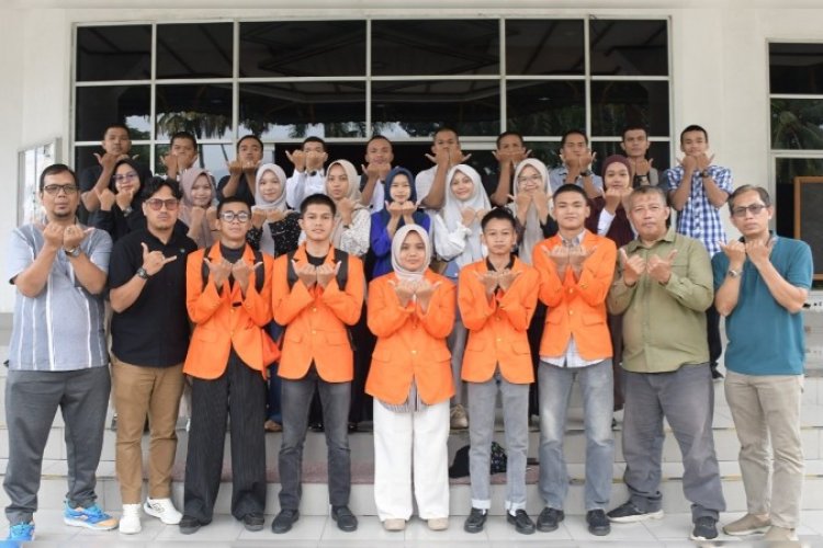 PT Semen Padang Tanggung Biaya Kuliah 25 Anak Nagari di PNP, Uang Saku Rp1 Juta per Bulan
