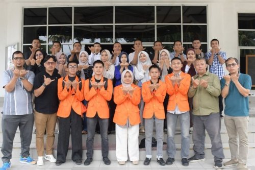 PT Semen Padang Tanggung Biaya Kuliah 25 Anak Nagari di PNP, Uang Saku Rp1 Juta per Bulan