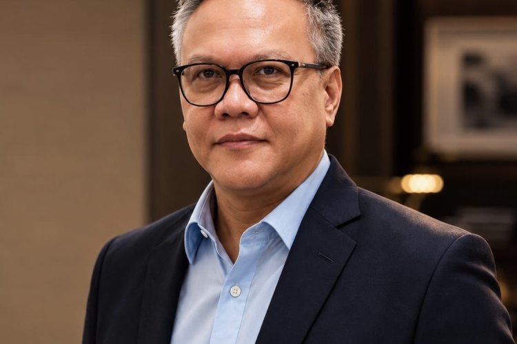 ZHM Premiere Hotel Padang Tunjuk Vicky Ganda Kurnia Sulengkar sebagai General Manager Baru