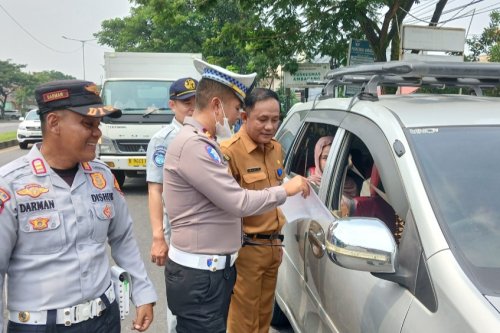 Satlantas Polresta Padang dan Tim Gabungan Razia Kendaraan, Pajak hingga SIM Jadi Sasaran