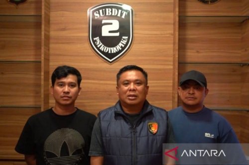 Polisi Bekuk Pria 33 Tahun, 29 Cartridge Etomidate Disembunyikan di Kantong Plastik Hitam