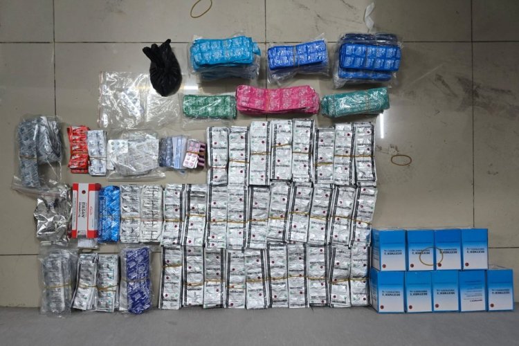 Polisi Bekuk Dua Pengedar di Tanah Abang, Ribuan Butir Obat Keras Disita