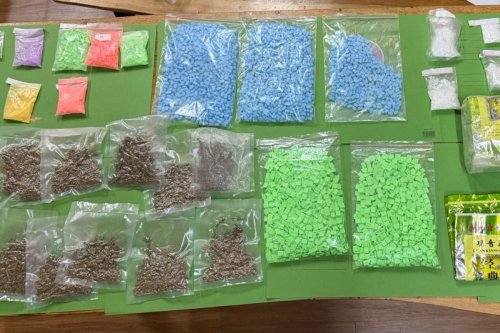 Polisi Ringkus Pria di Kalideres, Sabu 1,2 Kg hingga Ribuan Ekstasi Disita