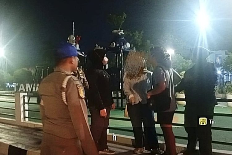 Satpol PP Padang Razia Dini Hari, Lima Wanita Diamankan dari Tempat Hiburan hingga Taman Rimbo Kaluang