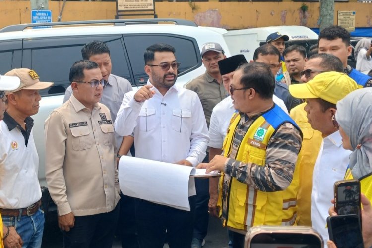 Zigo Rolanda Kawal Proyek Rp154,2 Miliar di Tanah Datar, Minta Pasar Batusangkar Segera Dikosongkan