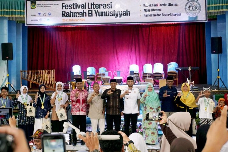 Generasi Muda Diminta Tak Sekadar Mengenang Rahmah El Yunusiyyah, Ini Pesan Wako Padang Panjang