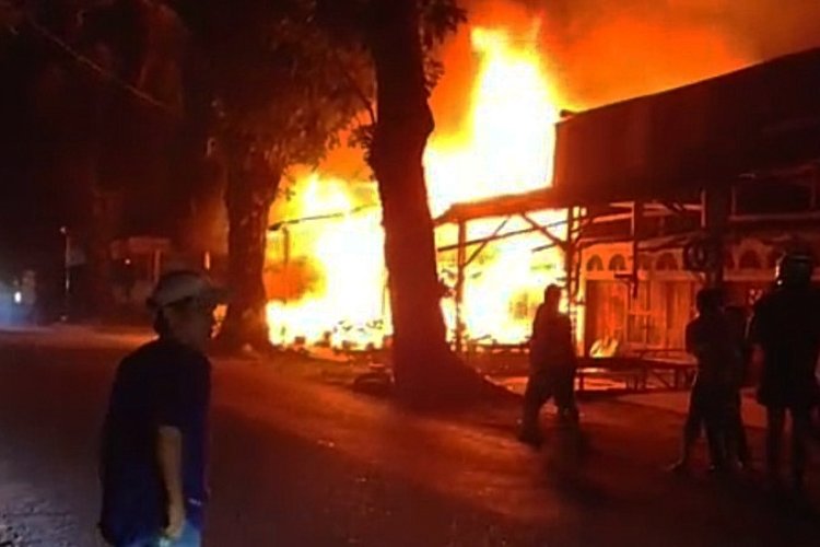 Depot Air Minum dan Rumah di Sungai Sapih Ludes Terbakar, Dua Penghuni Mengungsi