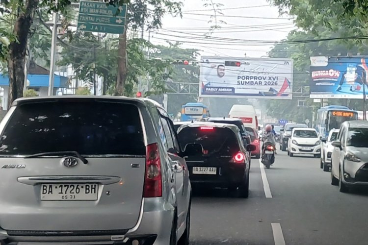 Kabut Asap Turunkan Kualitas Udara Padang, BPBD Imbau Warga Batasi Aktivitas Luar Ruangan